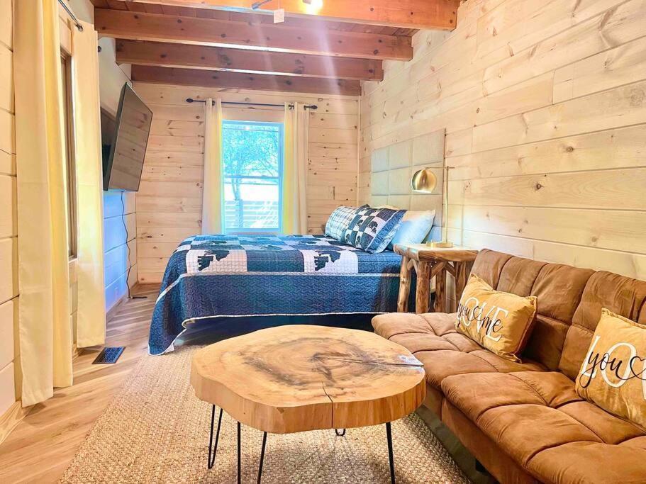 Modern Lake Side Nest• Hotub Fenced Yard King Beds سيفيرفيل المظهر الخارجي الصورة