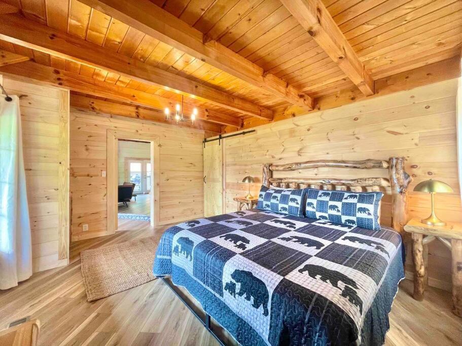 Modern Lake Side Nest• Hotub Fenced Yard King Beds سيفيرفيل المظهر الخارجي الصورة